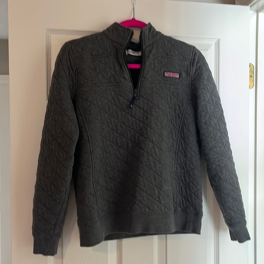 Vineyard vines quilted shep shirt half zip in dark grey